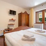 Gasthof Balcony 3*
